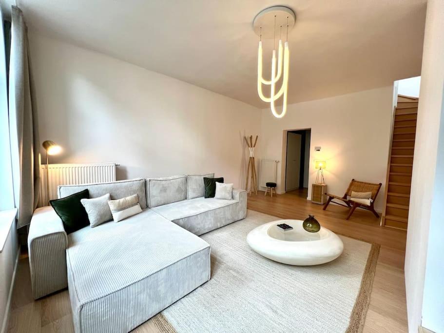 Duplex Chic Et Spacieux - Hypercentre 리에주 외부 사진